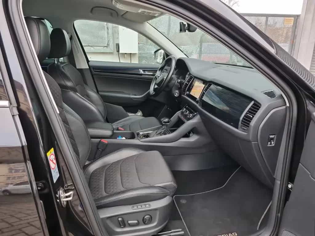 Skoda Kodiaq 2.0 TSI DSG 4x4 Style MATRIX KAMERA AHK 05/2021-photo-13