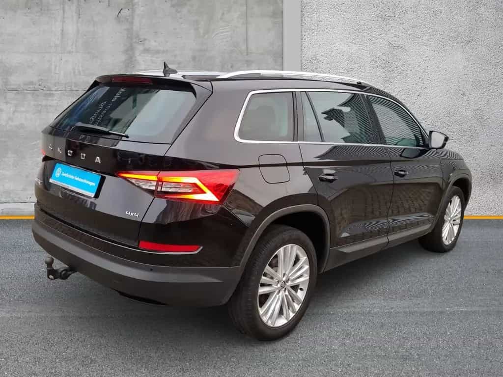Skoda Kodiaq 2.0 TSI DSG 4x4 Style MATRIX KAMERA AHK 05/2021-photo-3