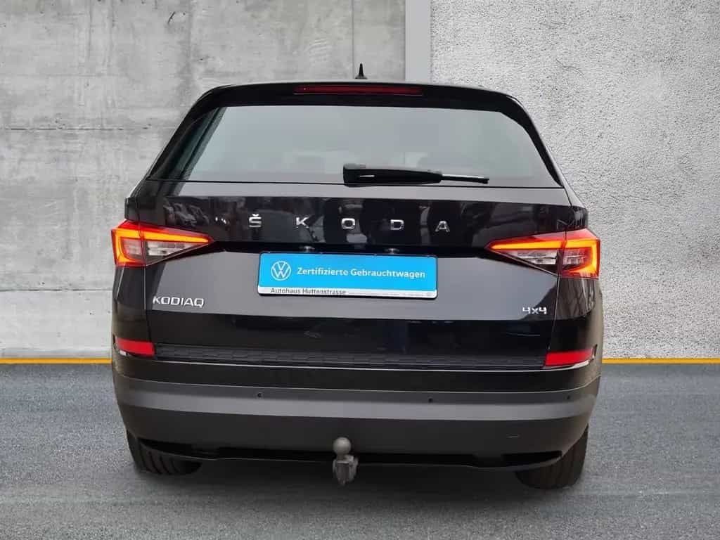 Skoda Kodiaq 2.0 TSI DSG 4x4 Style MATRIX KAMERA AHK 05/2021-photo-4