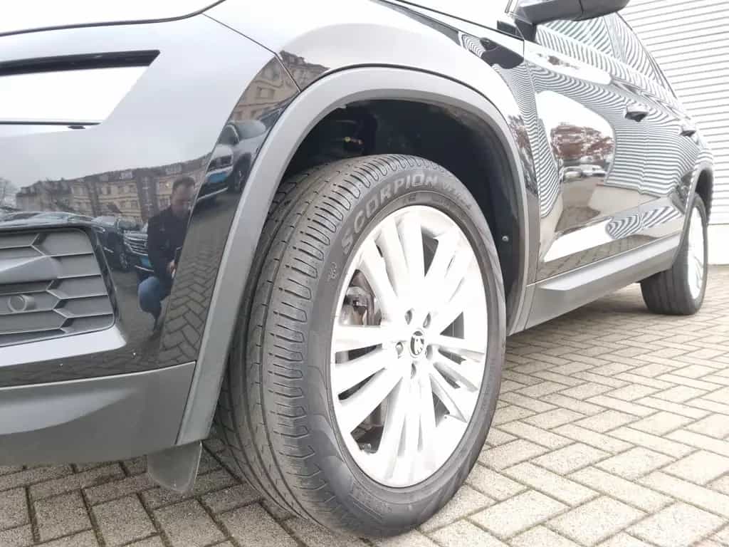 Skoda Kodiaq 2.0 TSI DSG 4x4 Style MATRIX KAMERA AHK 05/2021-photo-6