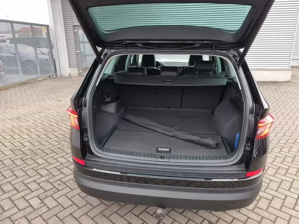 Skoda Kodiaq 2.0 TSI DSG 4x4 Style MATRIX KAMERA AHK 05/2021-photo-8