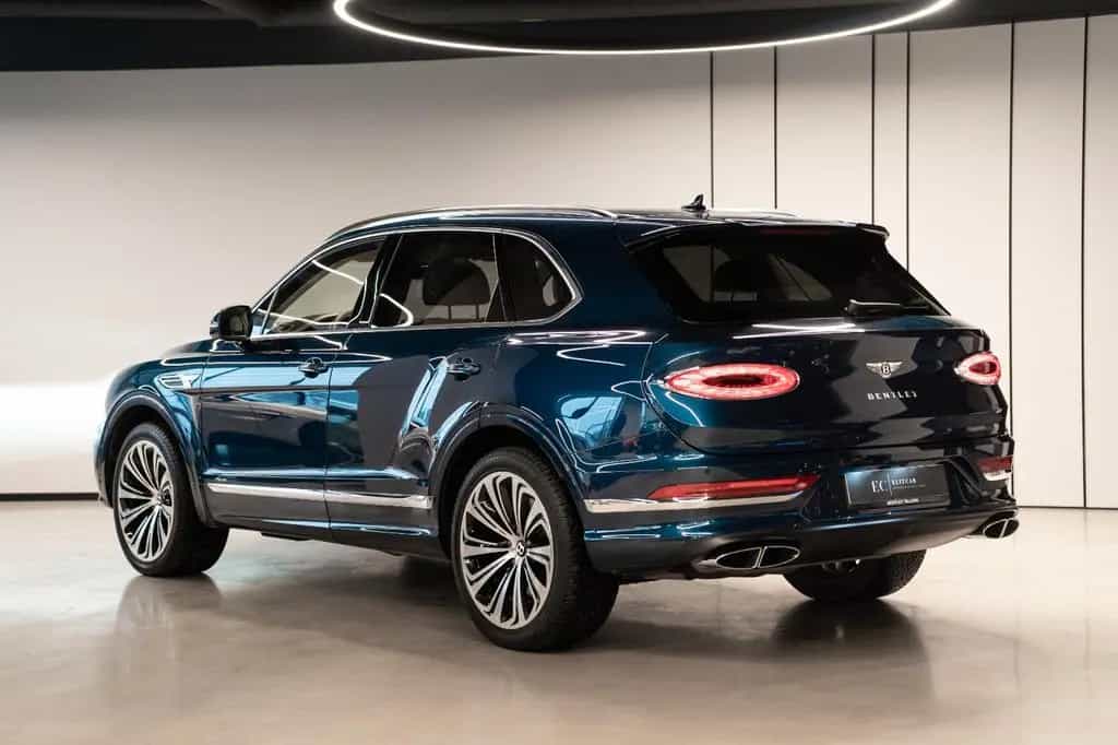 Bentley Bentayga 4.0 V8 Azure 4WD Autom. 06/2024-photo-1
