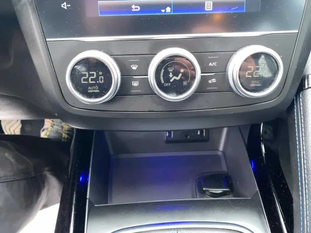 Renault Kadjar 1.3 TCe 140 GPF Limited LED*NAVI*SHZ*PDC 09/2020-photo-19