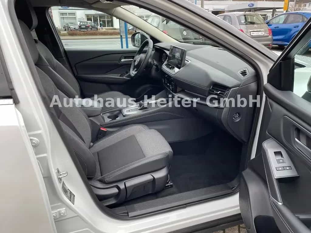 Nissan Qashqai 1.3 MHEV N-Connecta / 360°+HUD 06/2025-photo-10