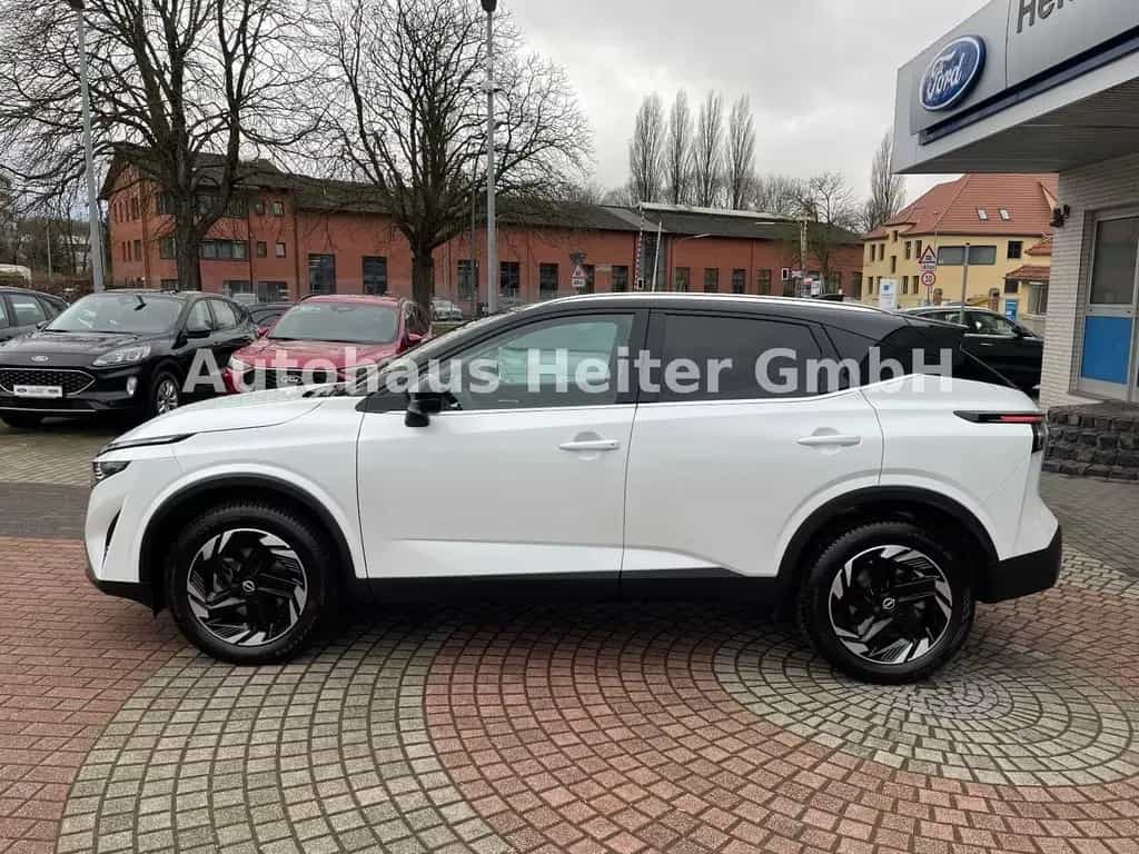 Nissan Qashqai 1.3 MHEV N-Connecta / 360°+HUD 06/2025-photo-2
