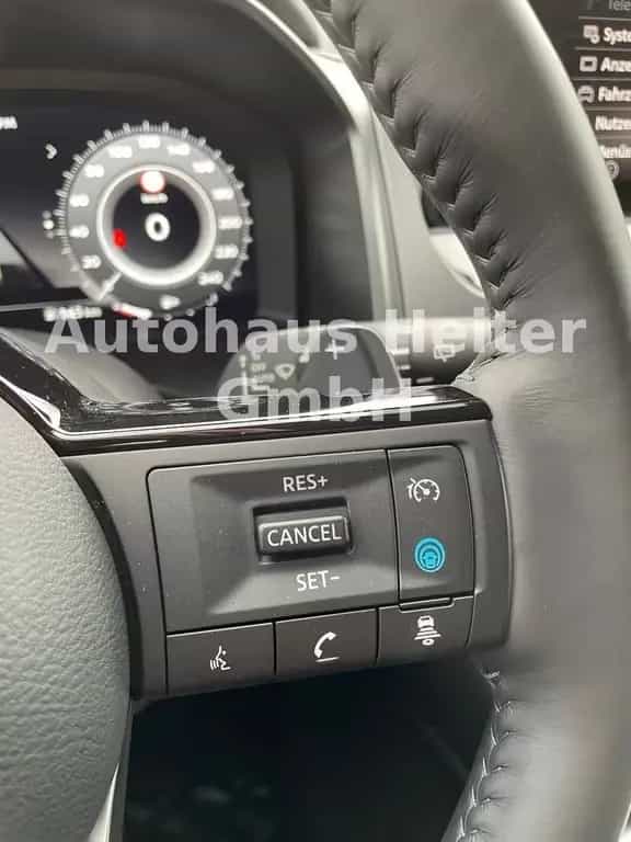 Nissan Qashqai 1.3 MHEV N-Connecta / 360°+HUD 06/2025-photo-20