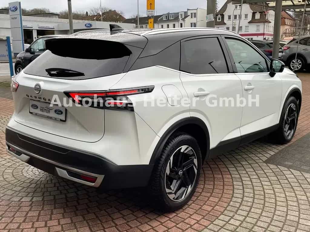 Nissan Qashqai 1.3 MHEV N-Connecta / 360°+HUD 06/2025-photo-5