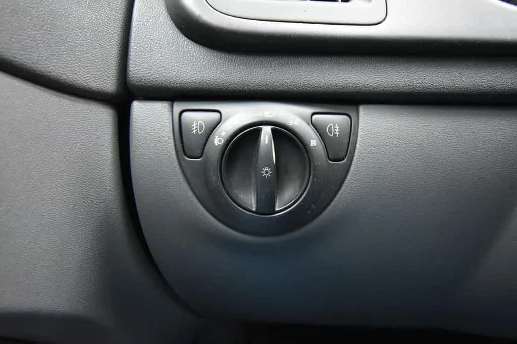 Saab 9-3 Lim. 1.8 T Linear 2-Zonen Klima CD 06/2005-photo-26