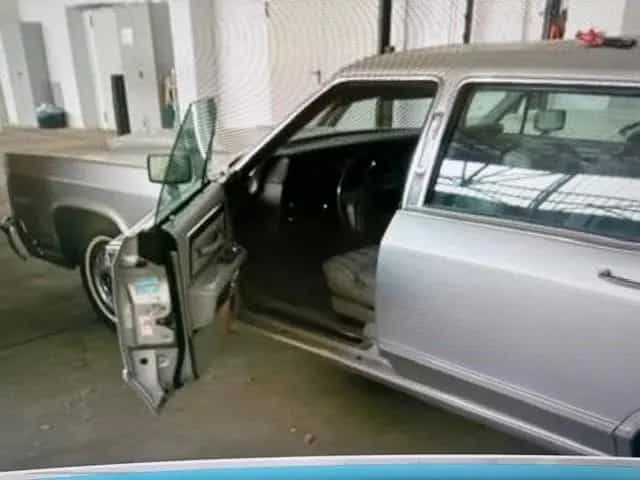Lincoln Town Car TOP wenig Kilometer Glasdach 07/1979-photo-3