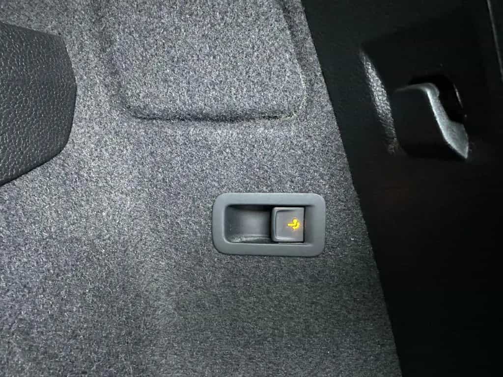 Skoda Karoq 2.0 TSI Sportline 4x4 ACC LED KAMERA AHK 01/2022-photo-13