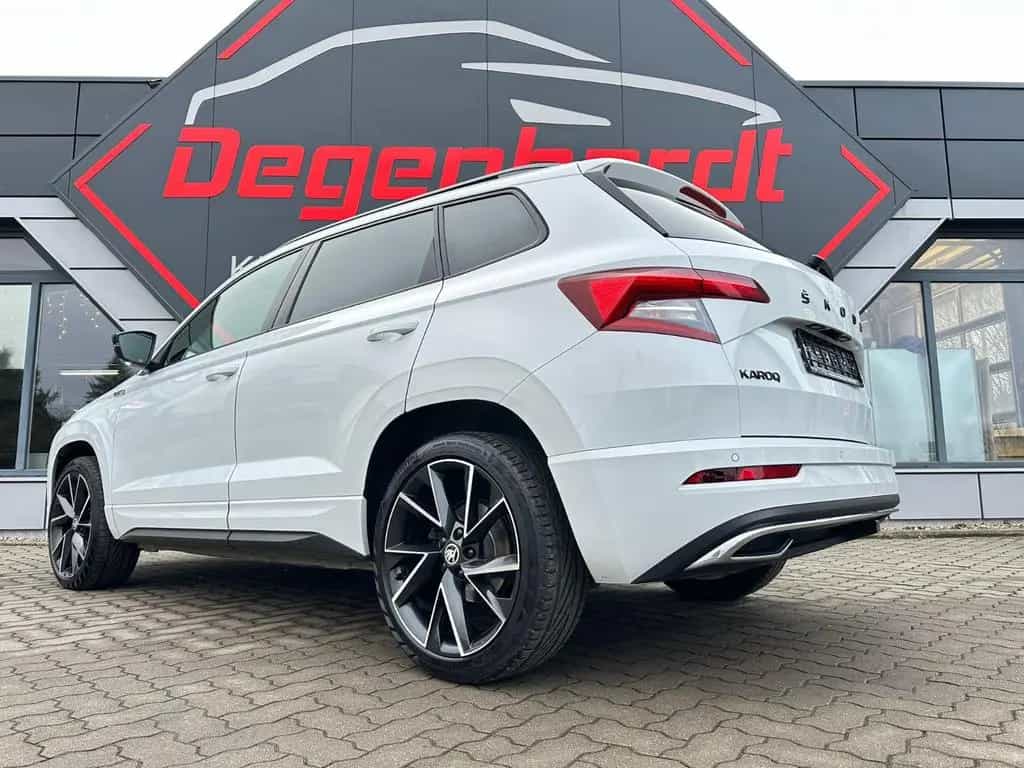 Skoda Karoq 2.0 TSI Sportline 4x4 ACC LED KAMERA AHK 01/2022-photo-21