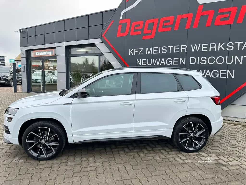 Skoda Karoq 2.0 TSI Sportline 4x4 ACC LED KAMERA AHK 01/2022-photo-5