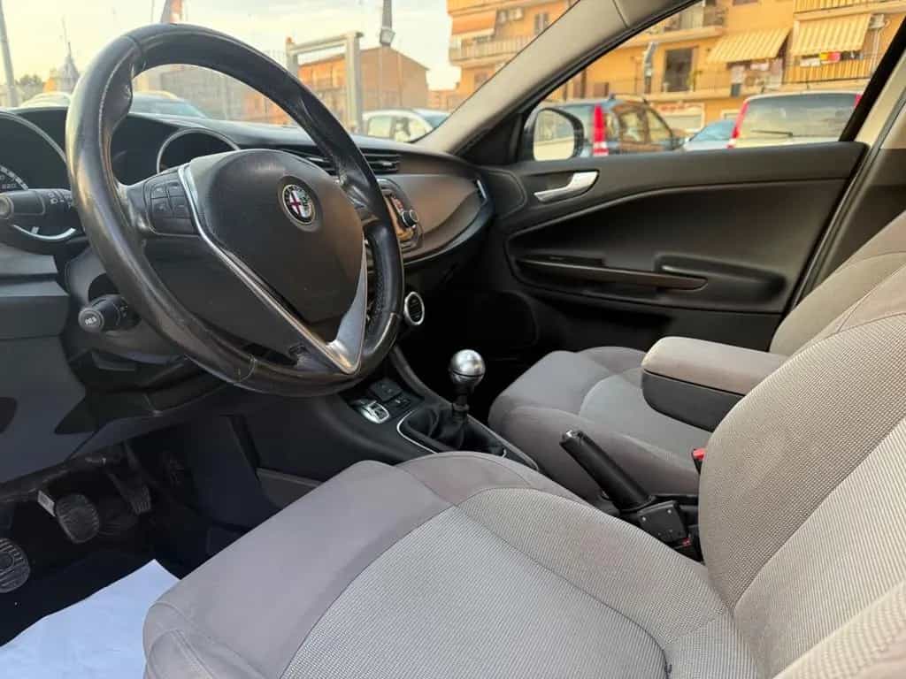 Alfa Romeo Giulietta 1.6 JTDm-2 105 CV Distincti 09/2014-photo-4