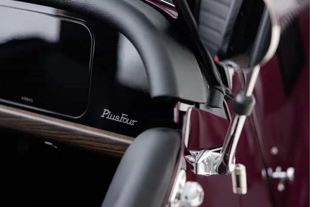 Morgan Plus 4 Plus Four Automatic | Airbags | ESP | Sennheiser 03/2023-photo-37