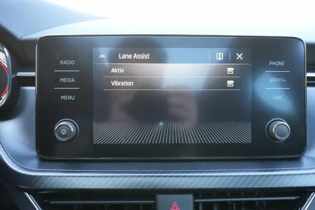 Skoda Kamiq Monte Carlo  1.5 TSI DSG ACT Pano Lane  Mo 10/2022-photo-28