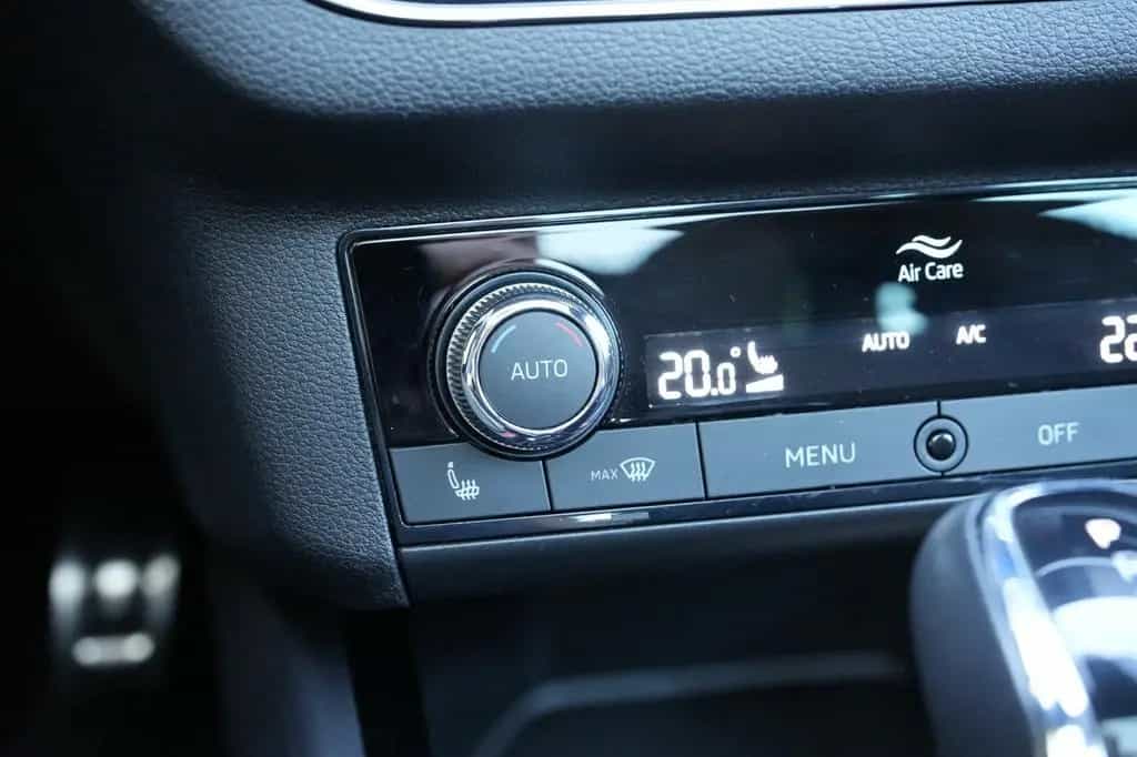 Skoda Kamiq Monte Carlo  1.5 TSI DSG ACT Pano Lane  Mo 10/2022-photo-31