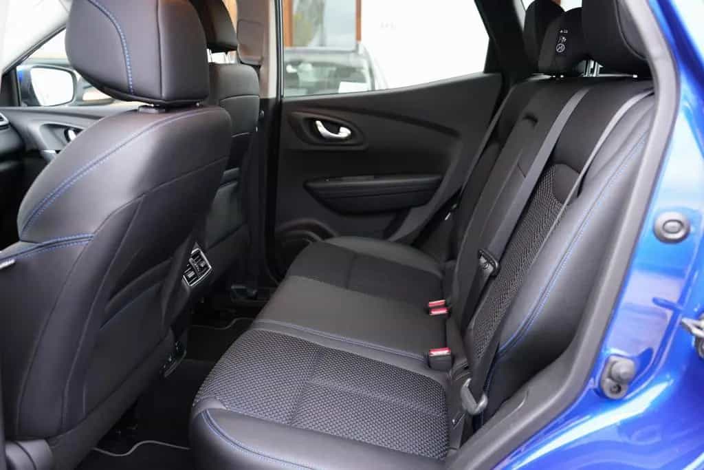 Renault Kadjar TCe 140 EDC Automatik Limited Deluxe sehr 04/2019-photo-10