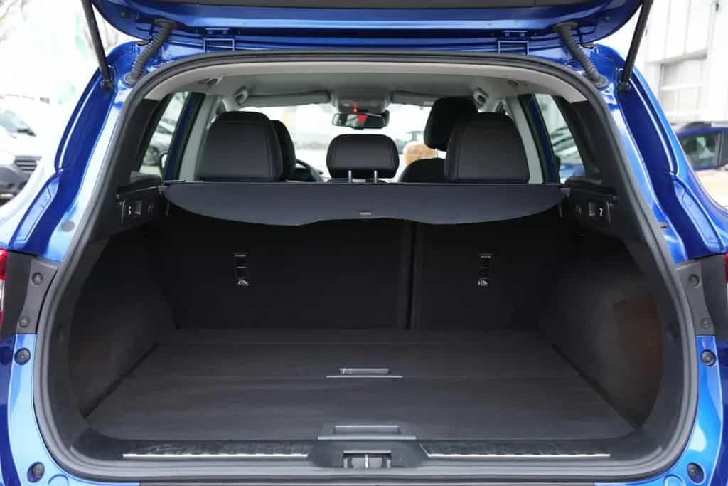 Renault Kadjar TCe 140 EDC Automatik Limited Deluxe sehr 04/2019-photo-11