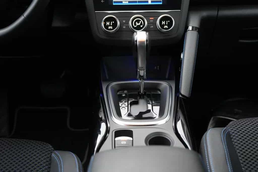 Renault Kadjar TCe 140 EDC Automatik Limited Deluxe sehr 04/2019-photo-22