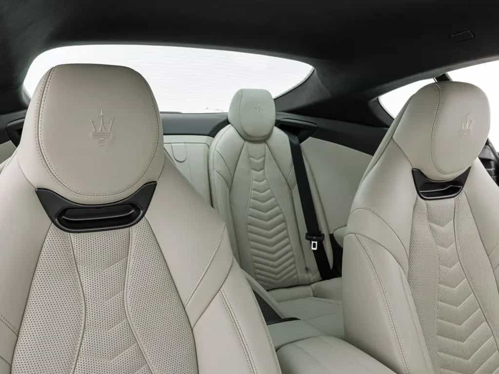 Maserati Granturismo Modena SITZBELÜFTUNG + FUORISERIE IN null-photo-20