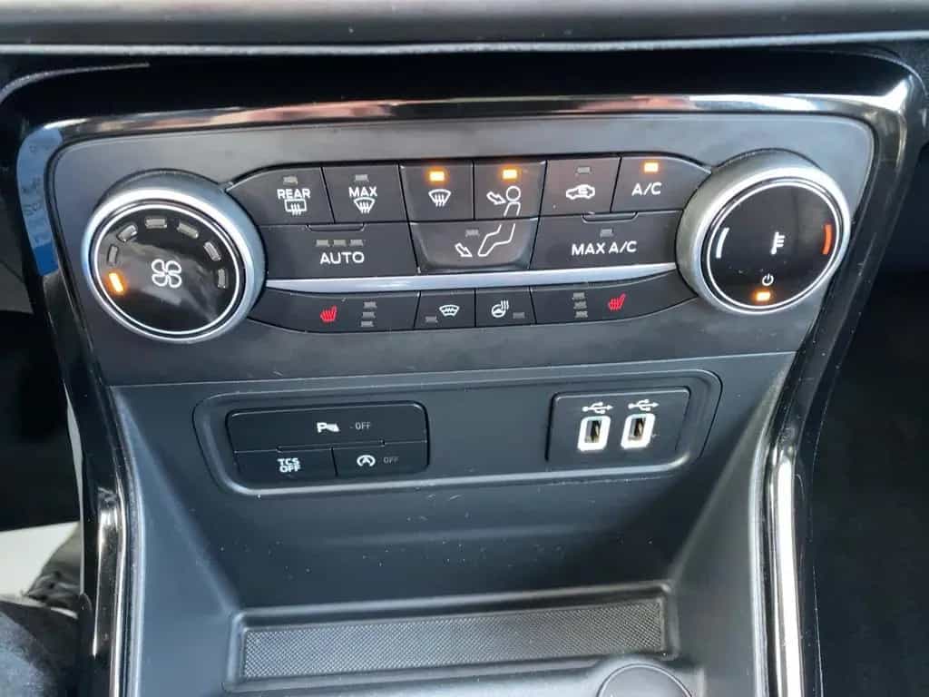 Ford EcoSport 1.0 EcoBoost Titanium CAM*LED*SHZ*SYNC 08/2022-photo-16