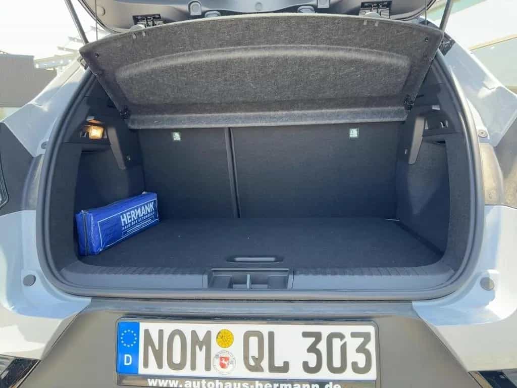 Renault Captur II 1.3 TCe 140 GPF Techno *LED*FLA*SpurH 10/2024-photo-11