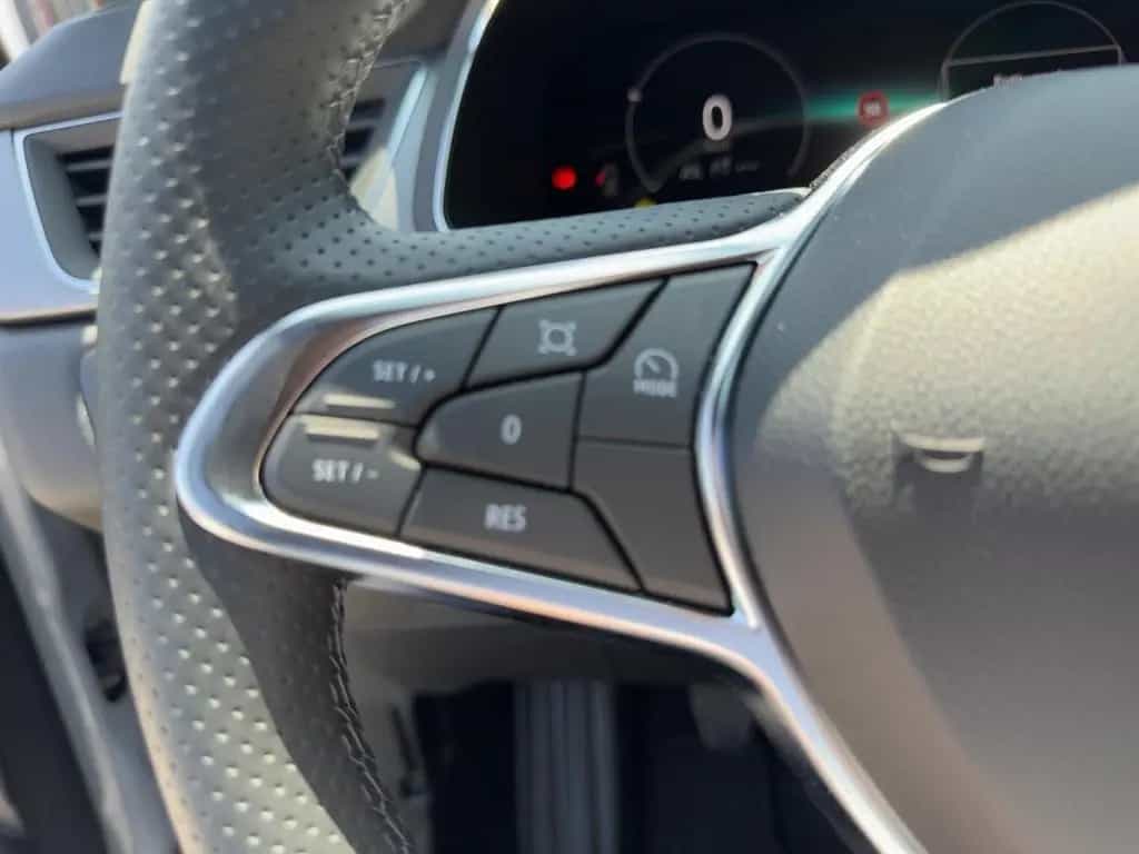 Renault Captur II 1.3 TCe 140 GPF Techno *LED*FLA*SpurH 10/2024-photo-21