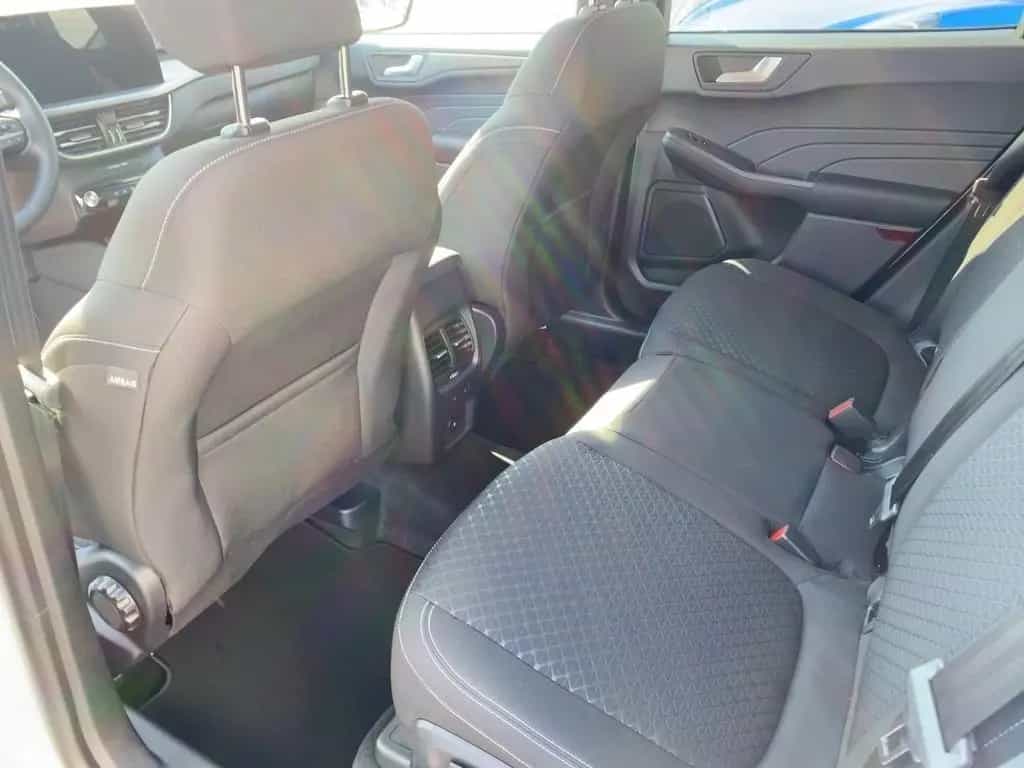 Ford Kuga 1.5 EcoBoost Titanium *LED*AHK*NAVI*4xSHZ 03/2025-photo-7