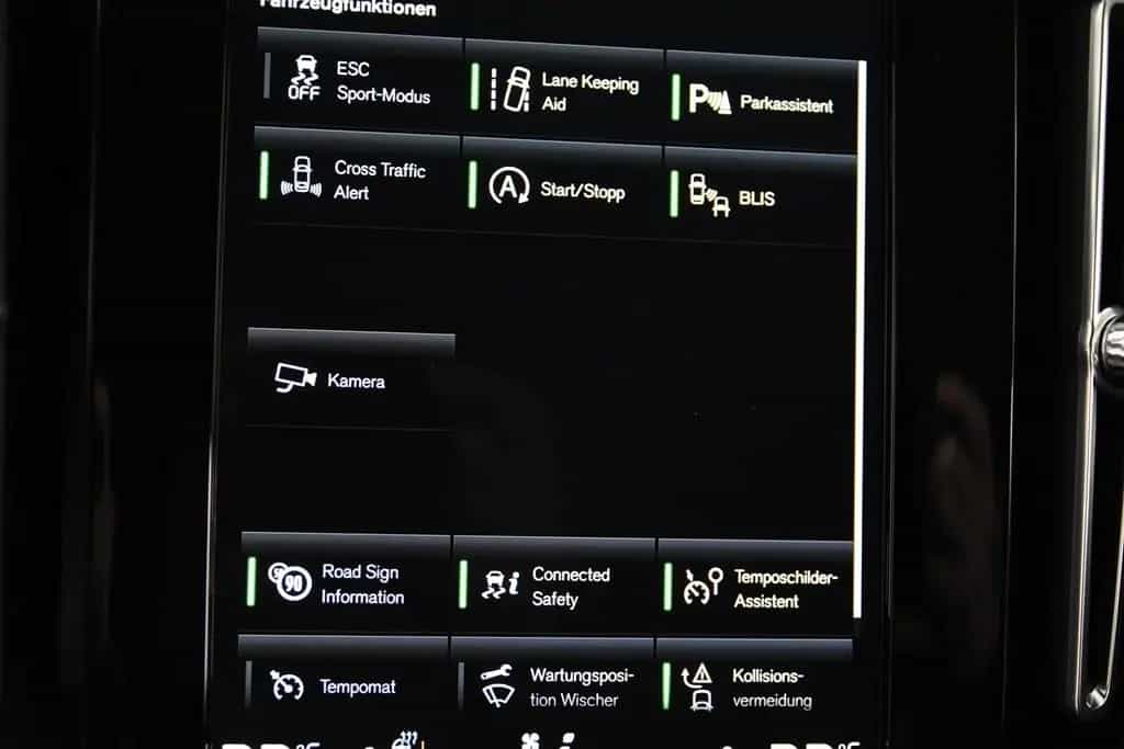 Volvo XC40 T3 Inscription *1.Hand*Leder*Navi*AHK* 09/2021-photo-14