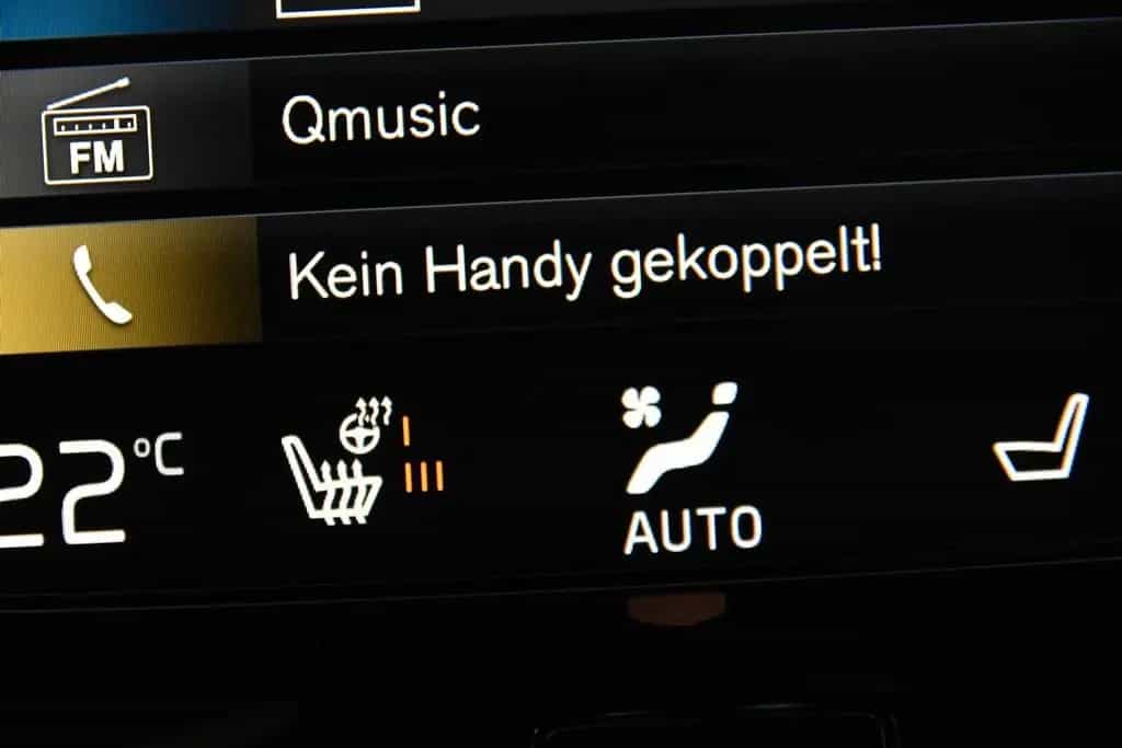 Volvo XC40 T3 Inscription *1.Hand*Leder*Navi*AHK* 09/2021-photo-17