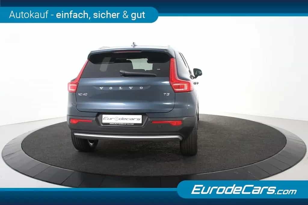 Volvo XC40 T3 Inscription *1.Hand*Leder*Navi*AHK* 09/2021-photo-22