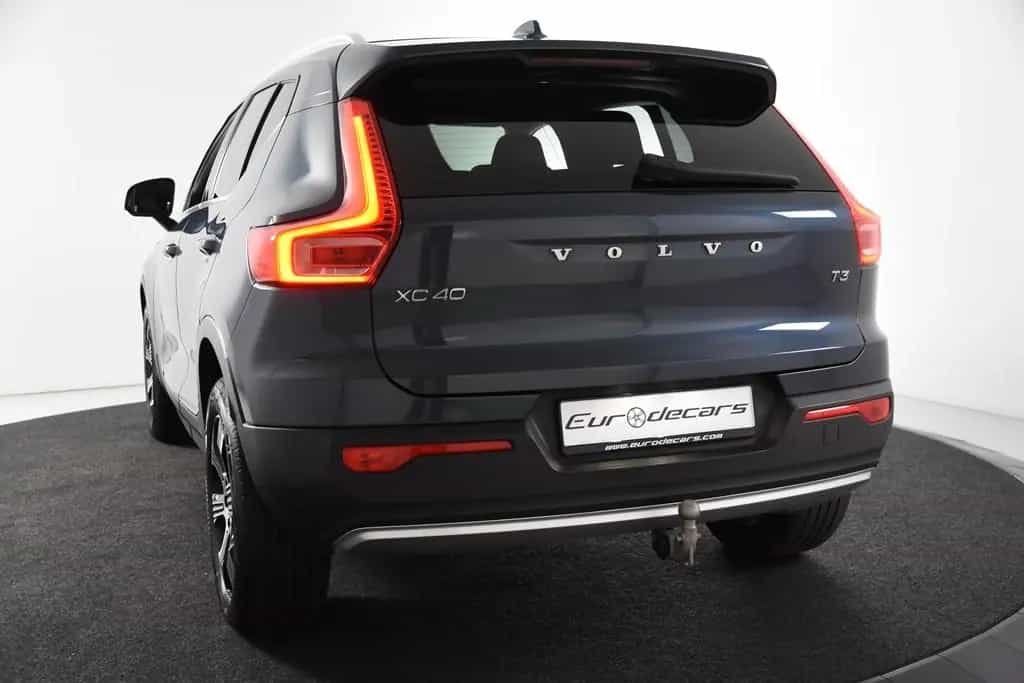 Volvo XC40 T3 Inscription *1.Hand*Leder*Navi*AHK* 09/2021-photo-29