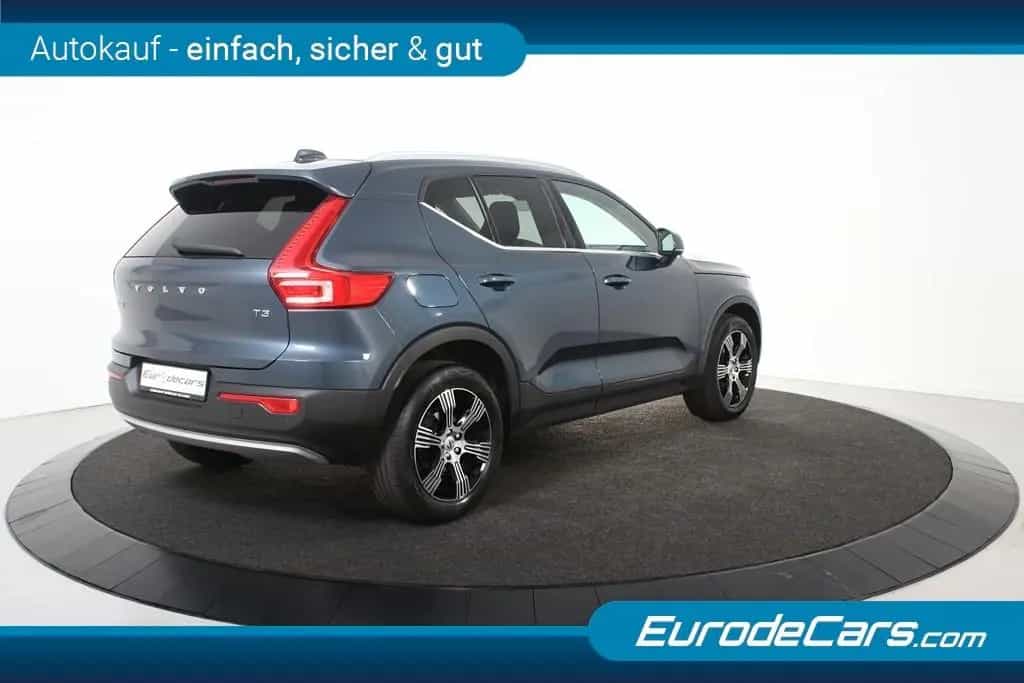 Volvo XC40 T3 Inscription *1.Hand*Leder*Navi*AHK* 09/2021-photo-6