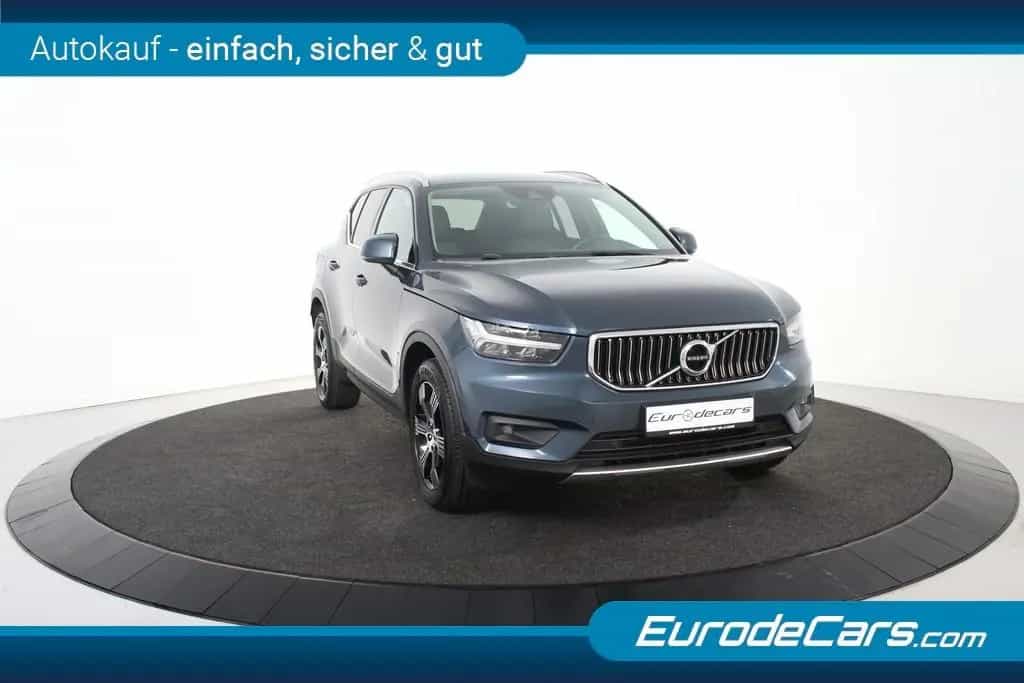 Volvo XC40 T3 Inscription *1.Hand*Leder*Navi*AHK* 09/2021-photo-7