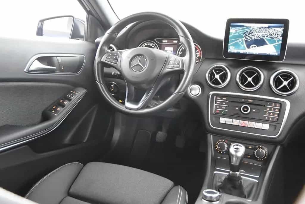 Mercedes-Benz A-Class 180 AMG-Line *Ambiente*SHZ*Navi* 03/2018-photo-12