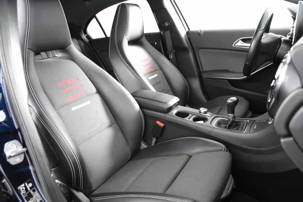 Mercedes-Benz A-Class 180 AMG-Line *Ambiente*SHZ*Navi* 03/2018-photo-2