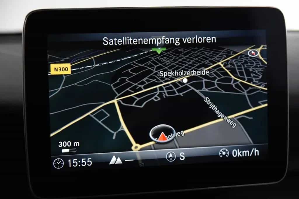 Mercedes-Benz A-Class 180 AMG-Line *Ambiente*SHZ*Navi* 03/2018-photo-20