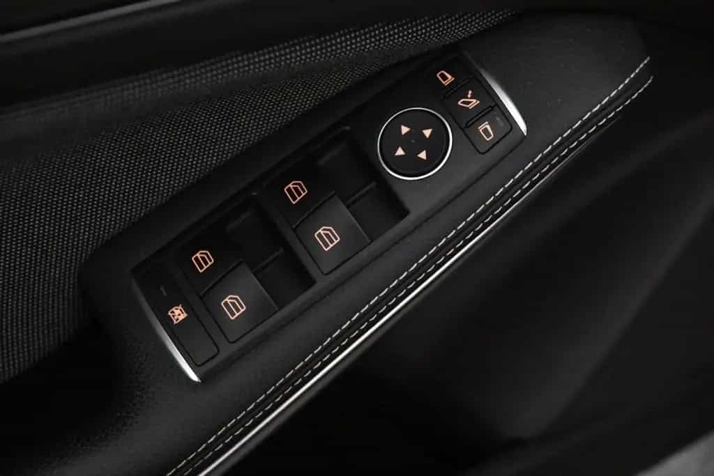 Mercedes-Benz A-Class 180 AMG-Line *Ambiente*SHZ*Navi* 03/2018-photo-21