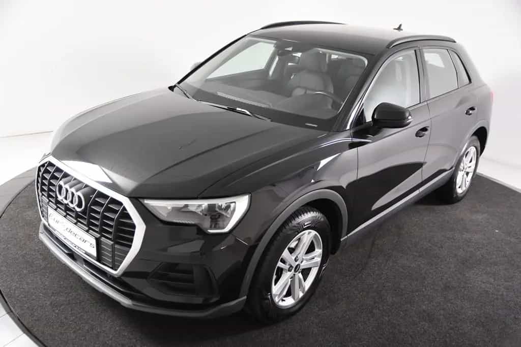 Audi Q3 35 TDI S tronic *1.Hand*Leder*Navi*SHZ*EHK* 04/2021-photo-3