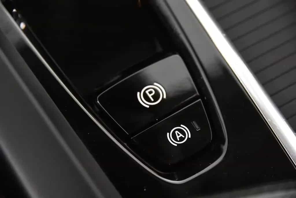 Volvo V60 B3 Momentum *1.Hand*Pano.*SHZ*Navi* 08/2021-photo-16