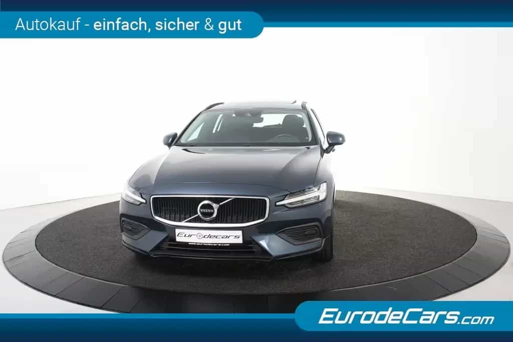 Volvo V60 B3 Momentum *1.Hand*Pano.*SHZ*Navi* 08/2021-photo-23