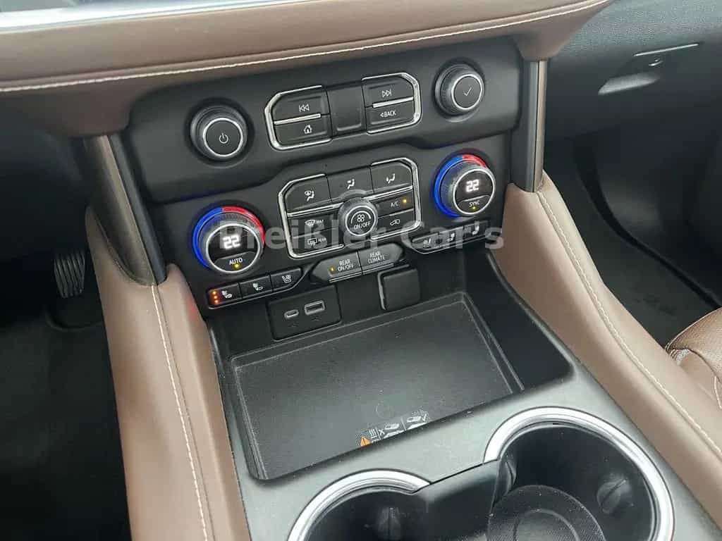 Chevrolet Tahoe High Country 6,2L 10/2022-photo-13