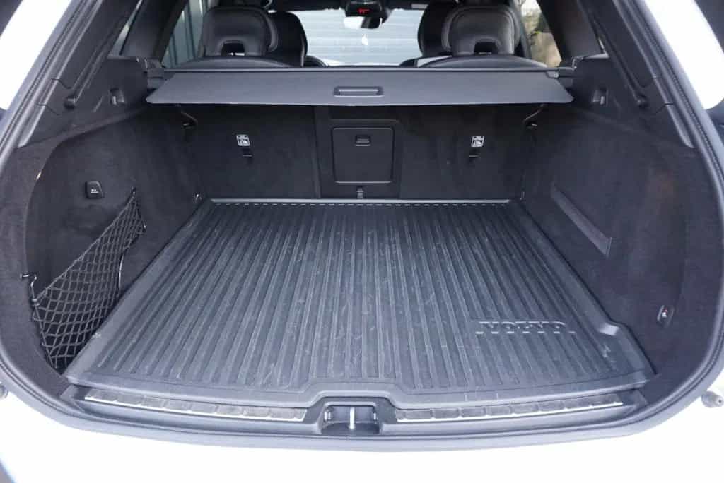 Volvo XC60 R-Design AWD 360° SHZ AHK LED NAV Harman/Ka 07/2018-photo-30