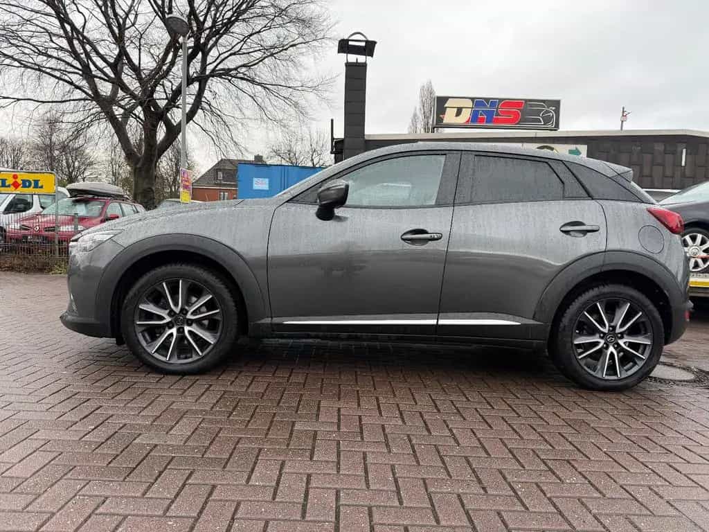 Mazda CX-3 Sports-Line*TÜV NEU*GARANTIE* 08/2017-photo-3