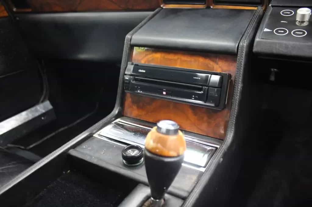 Aston Martin Lagonda Serie 2/RARITÄT/1 OF 645/SONNENDACH 02/1982-photo-17