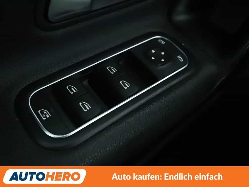 Mercedes-Benz A-Class 200 Aut.*NAVI*TEMPO*PDC*SHZ*KLIMA* 10/2018-photo-23