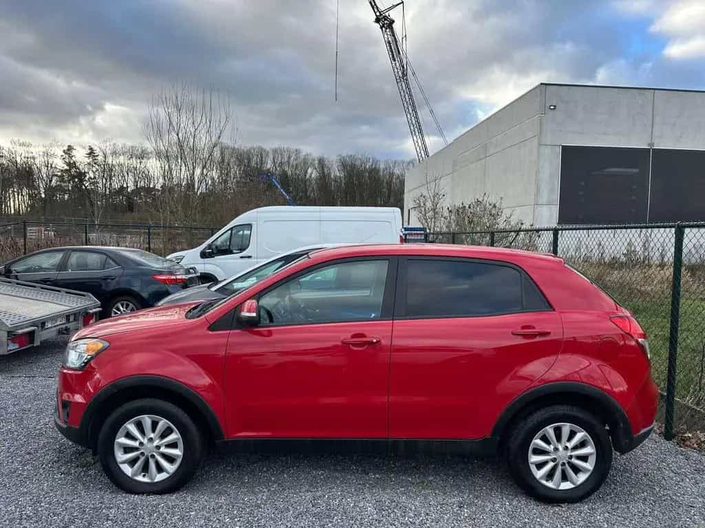 Ssangyong Korando 2.0 D 03/2015-photo-2