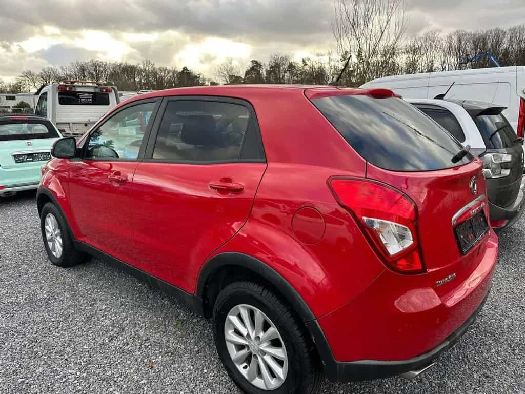 Ssangyong Korando 2.0 D 03/2015-photo-3