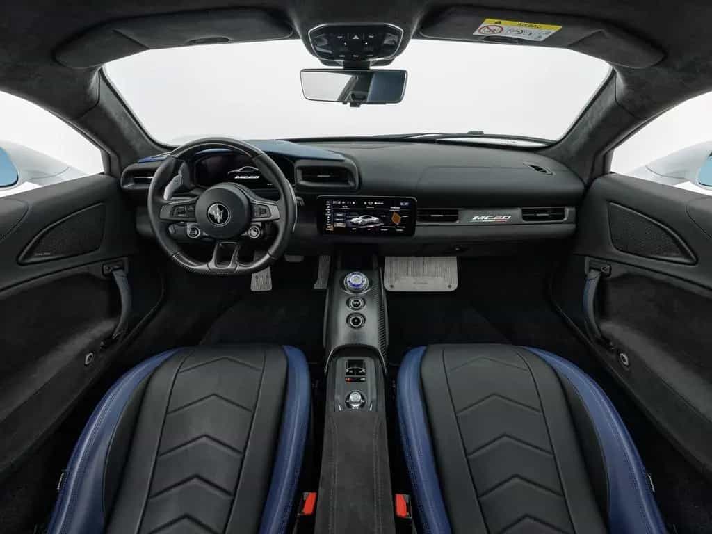 Maserati MC20 Coupé 1. HAND + CARBON PAKET 09/2021-photo-10