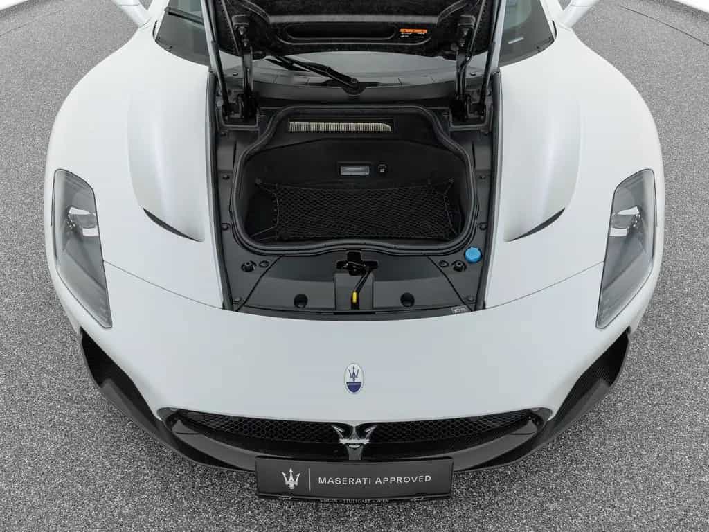 Maserati MC20 Coupé 1. HAND + CARBON PAKET 09/2021-photo-20